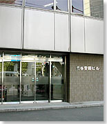 建物入り口